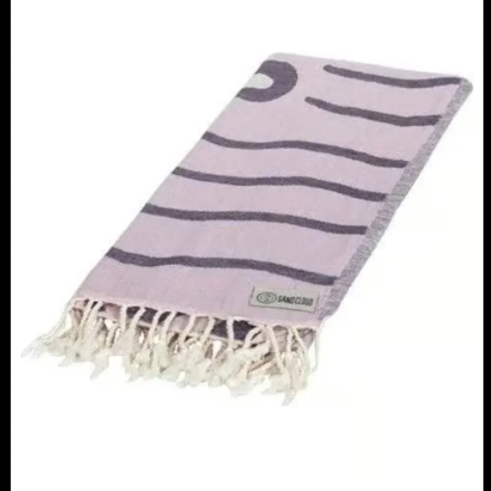 SAND CLOUD ORCA Purple Pink Lavender Save the Fishes New! Beach Towel Ocean NWT